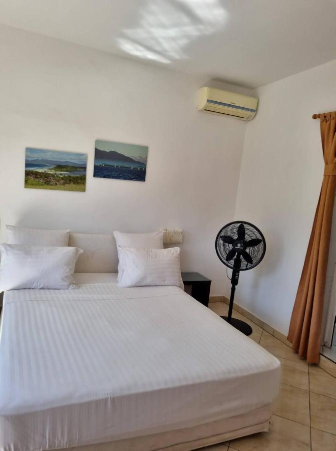 Kokoloko Hotell Ambatoloaka  Exteriör bild