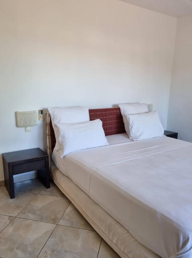 Kokoloko Hotell Ambatoloaka  Exteriör bild