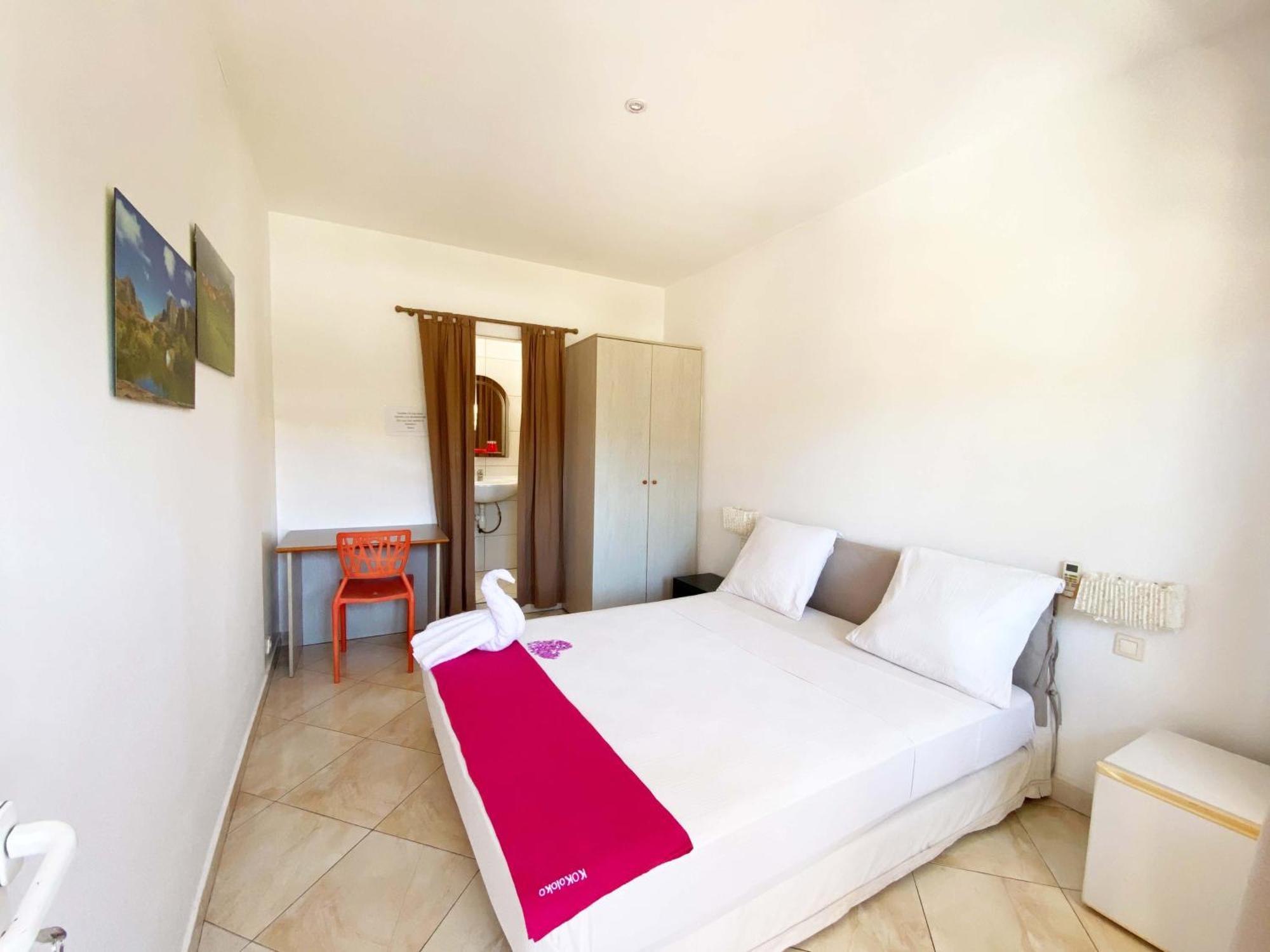 Kokoloko Hotell Ambatoloaka  Exteriör bild