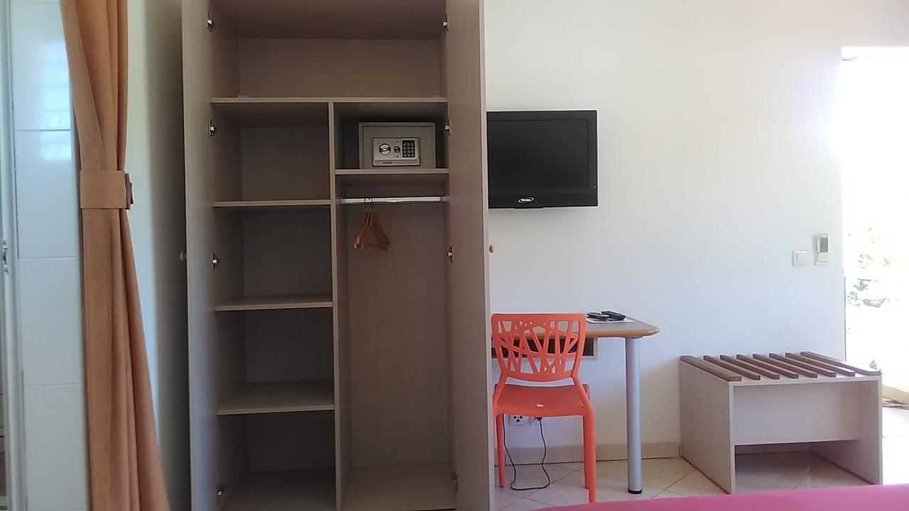 Kokoloko Hotell Ambatoloaka  Exteriör bild